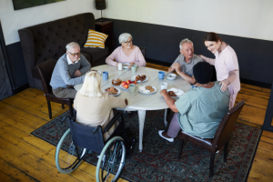 חיי חברה בדיור מוגן - החשיבות של חיי קהילה וחברה בדיור מוגן דתי לאומי